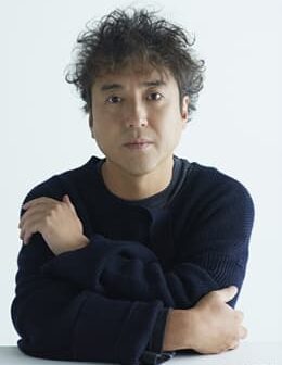 ムロツヨシの経歴と魅力！壮絶な生い立ちと成功の秘密