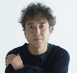 ムロツヨシの経歴と魅力！壮絶な生い立ちと成功の秘密