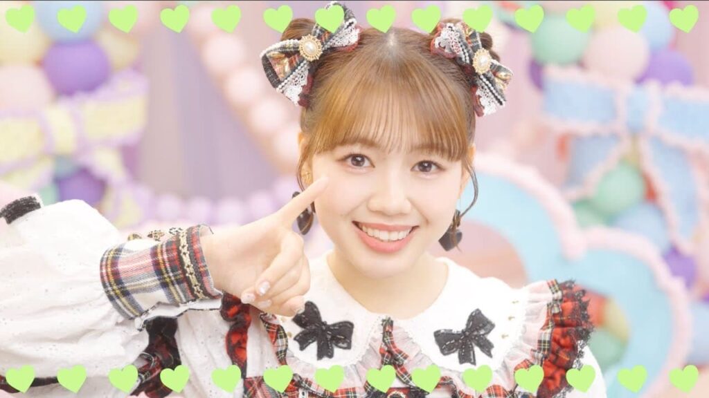 吉川ひよりの経歴と魅力を徹底解説！1st写真集やリポーターの活躍