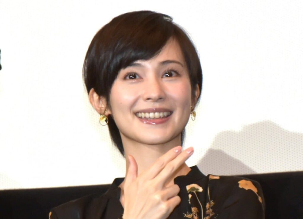 市道真央の経歴と魅力！M.A.Oとしての活躍も徹底解説