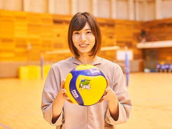 新鍋理沙の経歴と魅力！引退理由や現在の活動まで徹底解説