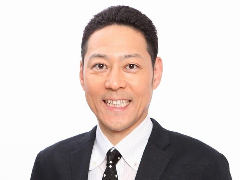 東野幸治の経歴と魅力！白い悪魔の評判や家族との関係を徹底解説