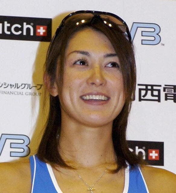 菅山かおるの経歴と魅力は？伝説のレシーブから現在の息子まで