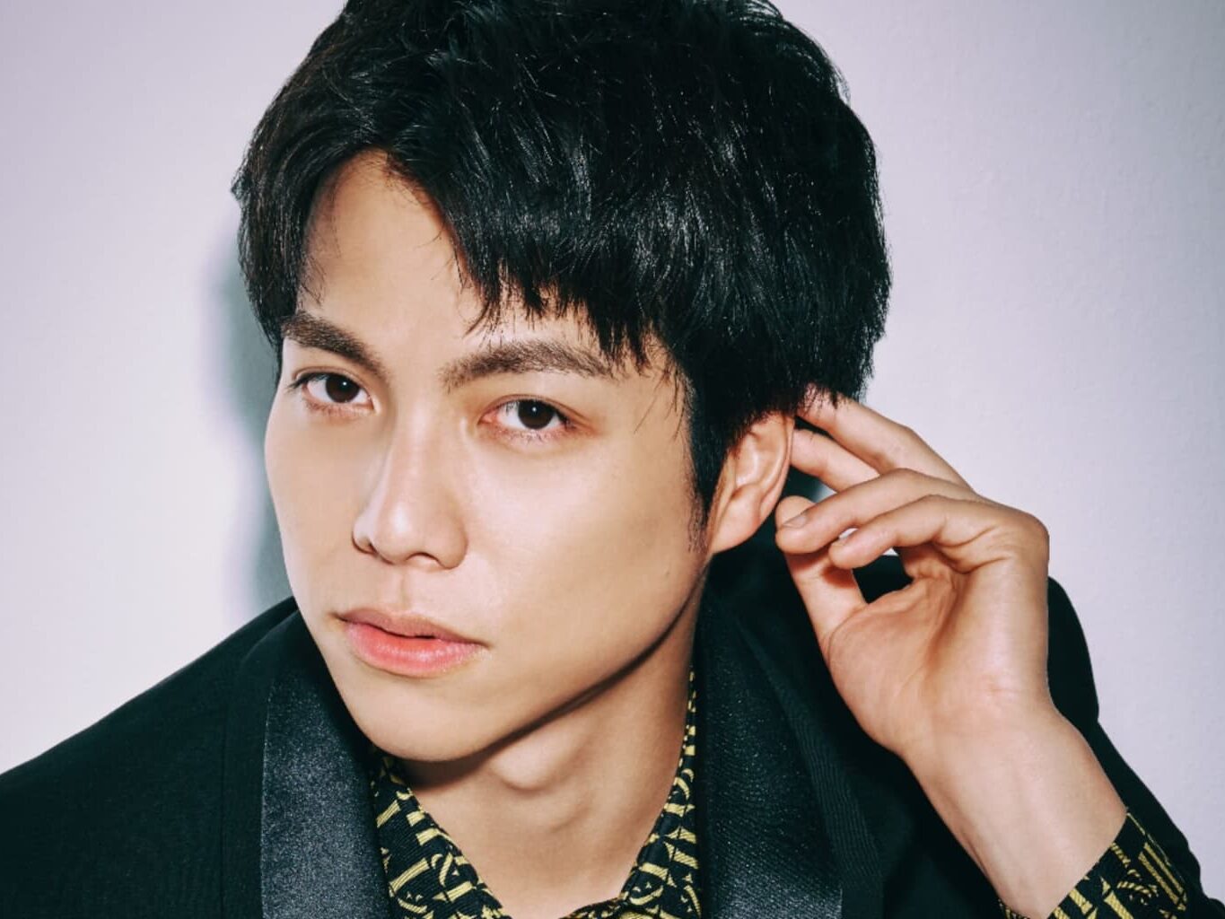 重岡大毅の経歴と魅力を全解剖!5歳児な性格や演技の評判まで