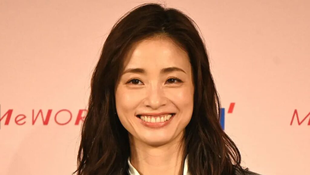 上戸彩の経歴と魅力とは？CM女王の素顔と最新情報を徹底紹介