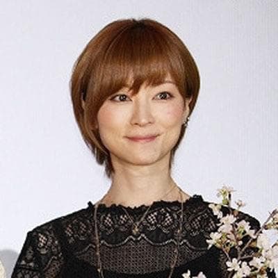 吉澤ひとみの経歴と魅力！波乱万丈な歩みと現在の姿を徹底解説