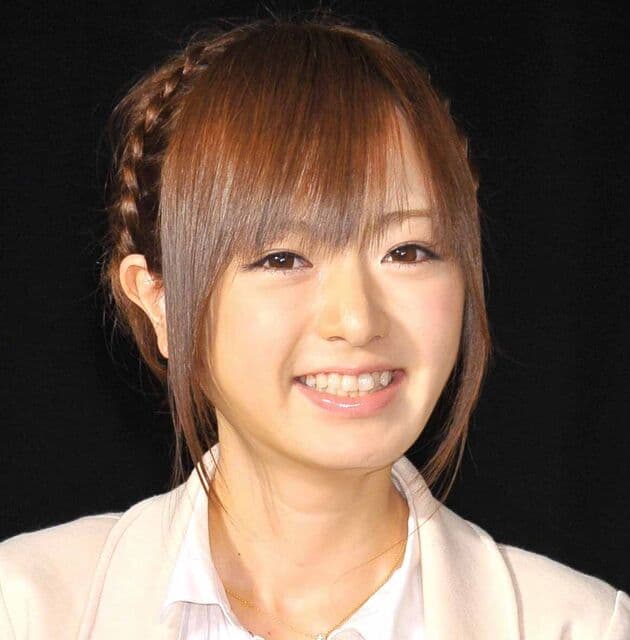 紺野あさ美の経歴と多層的な魅力！慶應合格から4児の母までを分析