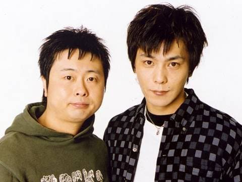 次長課長の経歴と30年の魅力とは？天才と称される芸風の秘密