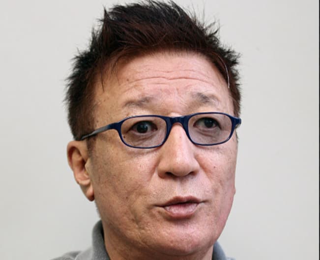 やしきたかじんの経歴と魅力を徹底解説！浪速の視聴率男の真実
