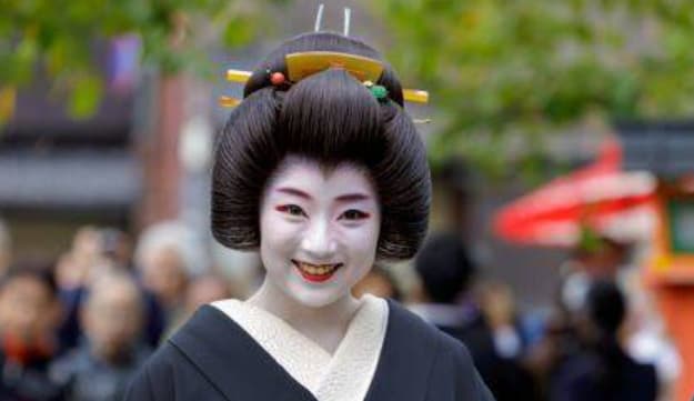 祇園の元芸妓の実佳子とは誰か?その経歴と正体