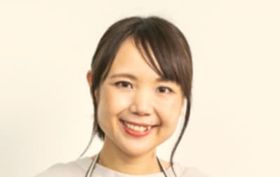 山本ゆりの経歴や魅力とは？本名や夫、人気レシピまで解説